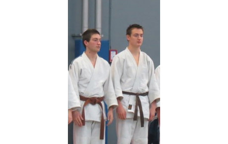 PASSAGE CEINTURE NOIRE 27/01 Bastien et Thomas marquent des points!
